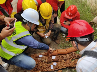 深入實踐，鉆研技能——建筑工程學院水利水電工程專業學子探索工程地質與水文地質課程